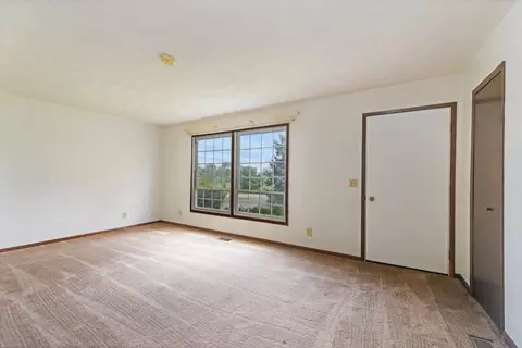 6558 Reilly Dr, Gregory, MI 48137 photo 9
