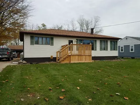 655 E Main, Milan, MI 48160 photo 1