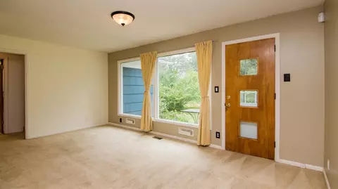 2552 Dayton Dr, Ann Arbor, MI 48108 photo 7