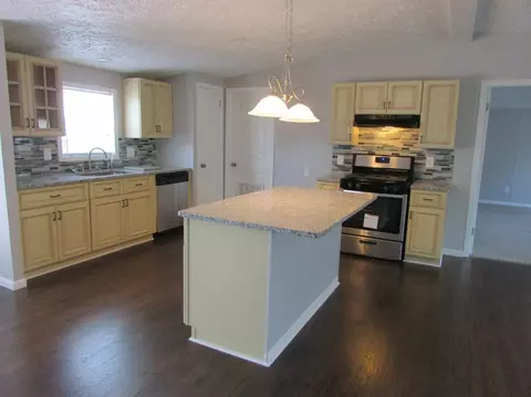 3256 2nd St, Monroe, MI 48162 photo 2