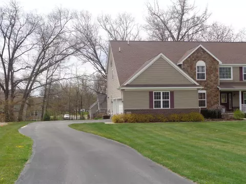 1671 Nicholas Ln, Adrian, MI 49221 photo 4