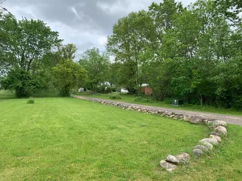 7727 Huron River Dr, Dexter, MI 48130 photo 3