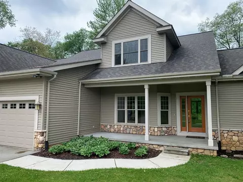 7727 Huron River Dr, Dexter, MI 48130 photo 1