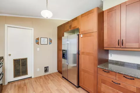 955 E Allen Rd, Howell, MI 48855 photo 8