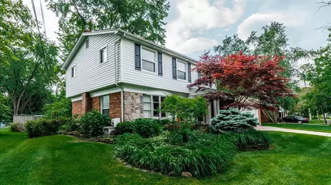3205 Farmbrook Ct, Ann Arbor, MI 48108 photo 4