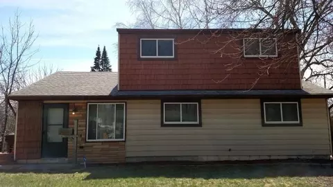 35231 Phyllis St, Wayne, MI 48184 photo 1