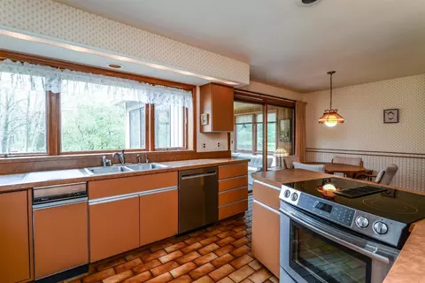 3248 W Huron River Dr, Ann Arbor, MI 48103 photo 20