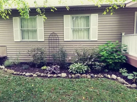 10109 Judd Rd, Willis, MI 48191 photo 3