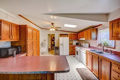 6694 Benton Rd, Jackson, MI 49201 photo 10