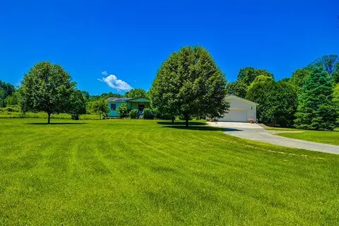 6694 Benton Rd, Jackson, MI 49201 photo 2