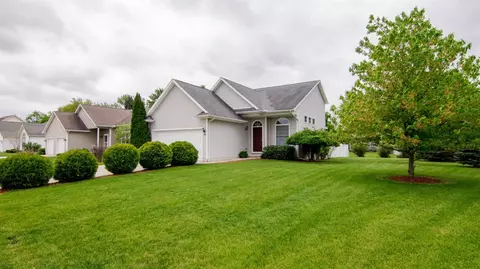 400 Illinois Dr, Tecumseh, MI 49286 photo 1