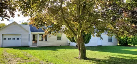 8870 Mckean Rd, Willis, MI 48191 photo 1