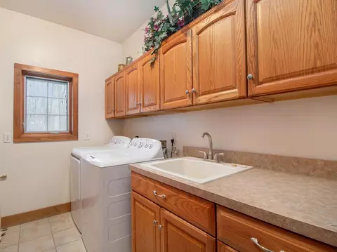 6394 N Maple Rd, Ann Arbor, MI 48105 photo 13