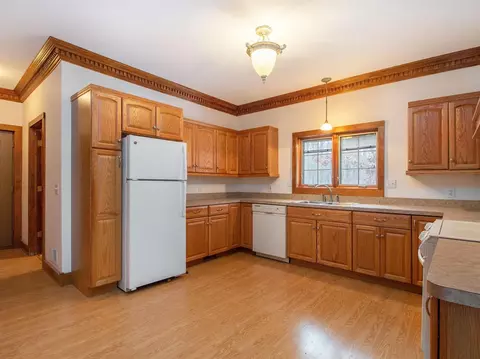 6394 N Maple Rd, Ann Arbor, MI 48105 photo 5