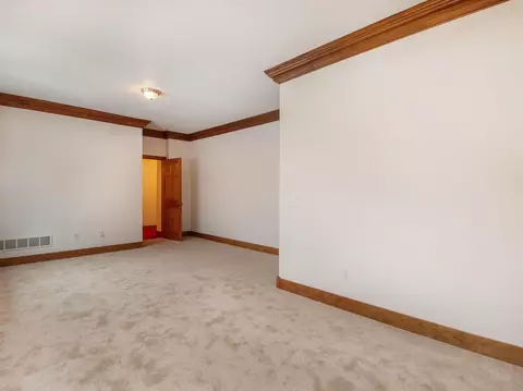 6394 N Maple Rd, Ann Arbor, MI 48105 photo 18
