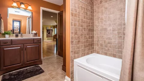 5760 Catherine Ct, Saline, MI 48176 photo 74