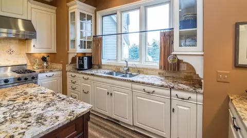 5760 Catherine Ct, Saline, MI 48176 photo 41