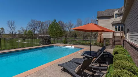 5760 Catherine Ct, Saline, MI 48176 photo 14
