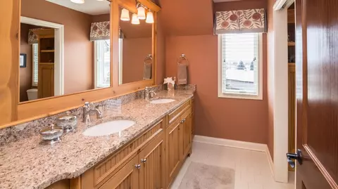5760 Catherine Ct, Saline, MI 48176 photo 67