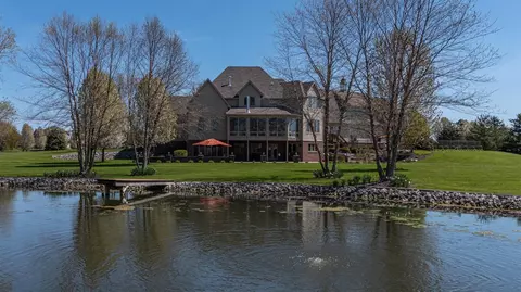 5760 Catherine Ct, Saline, MI 48176 photo 6