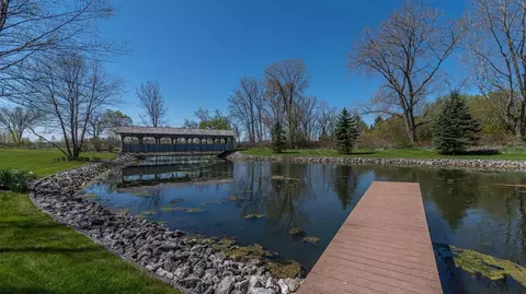 5760 Catherine Ct, Saline, MI 48176 photo 18