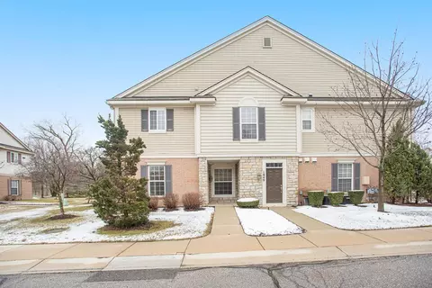 1867 Pinecroft Dr, Canton, MI 48188 photo 16