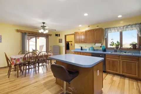12636 Hadley Rd, Gregory, MI 48137 photo 8