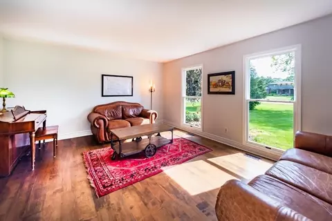 733 Sciomeadows Dr, Ann Arbor, MI 48103 photo 6