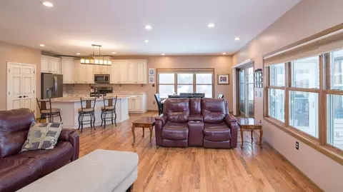 10049 Emerald Dr, Brooklyn, MI 49230 photo 21