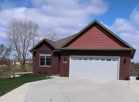 10049 Emerald Dr, Brooklyn, MI 49230 photo 79