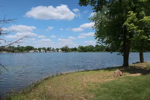 10049 Emerald Dr, Brooklyn, MI 49230 photo 11