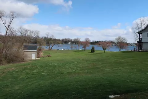 10049 Emerald Dr, Brooklyn, MI 49230 photo 69