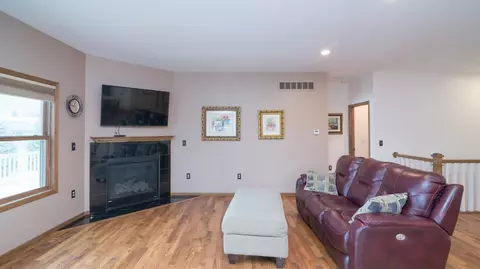 10049 Emerald Dr, Brooklyn, MI 49230 photo 20