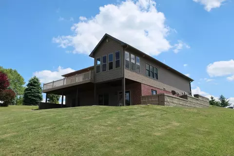 10049 Emerald Dr, Brooklyn, MI 49230 photo 13