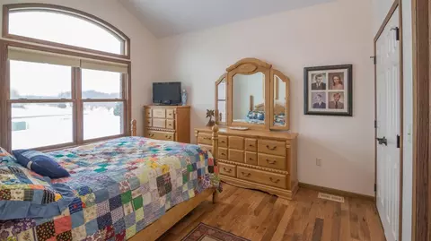 10049 Emerald Dr, Brooklyn, MI 49230 photo 39
