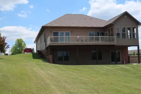 10049 Emerald Dr, Brooklyn, MI 49230 photo 52