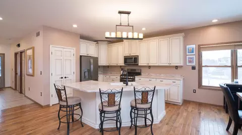 10049 Emerald Dr, Brooklyn, MI 49230 photo 26