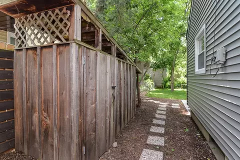 1306 Wright St, Ann Arbor, MI 48105 photo 10