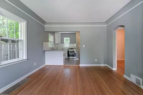 1306 Wright St, Ann Arbor, MI 48105 photo 12
