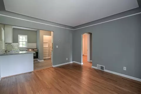 1306 Wright St, Ann Arbor, MI 48105 photo 13
