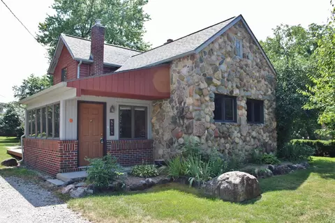 8059 Huron St, Dexter, MI 48130 photo 1