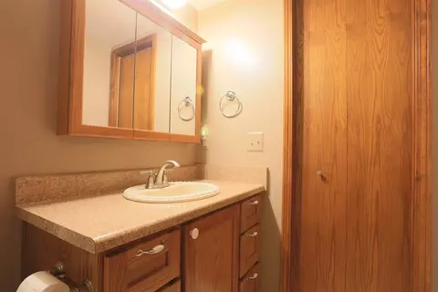 538 Echo Ct, Saline, MI 48176 photo 9
