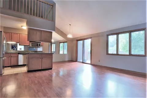 538 Echo Ct, Saline, MI 48176 photo 3