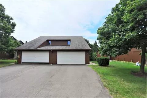 538 Echo Ct, Saline, MI 48176 photo 1