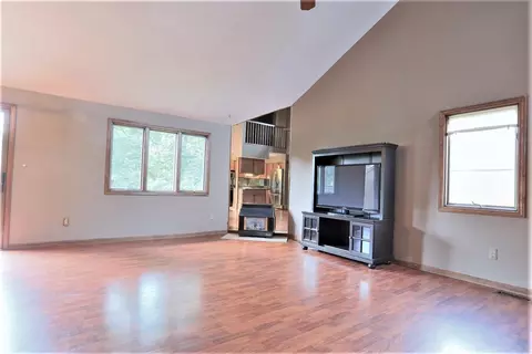 538 Echo Ct, Saline, MI 48176 photo 5