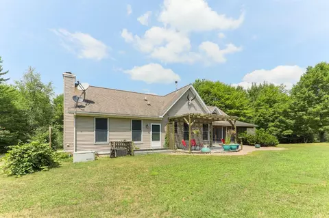 17529 Bowdish Rd, Gregory, MI 48137 photo 11