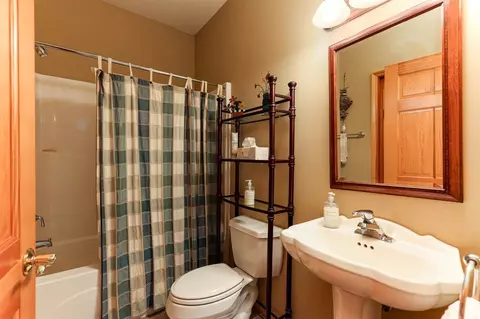 17529 Bowdish Rd, Gregory, MI 48137 photo 38