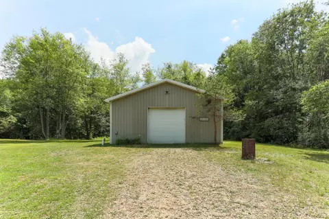 17529 Bowdish Rd, Gregory, MI 48137 photo 57