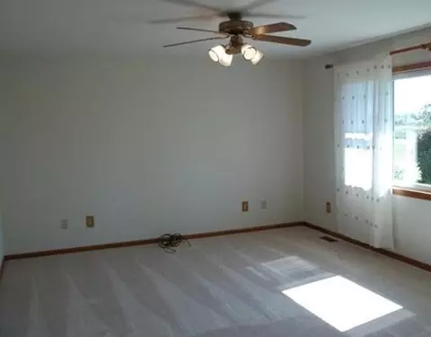 7976 Cain, Jackson, MI 49201 photo 4