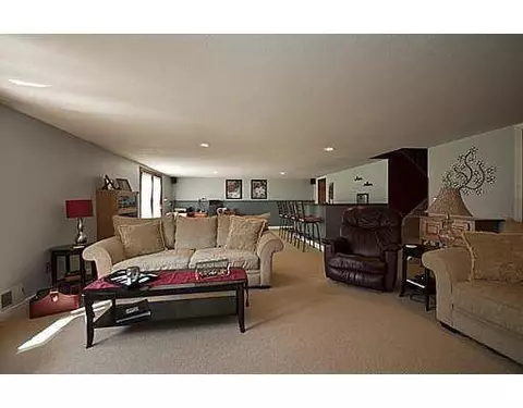 348 Willis, Saline, MI 48176 photo 11